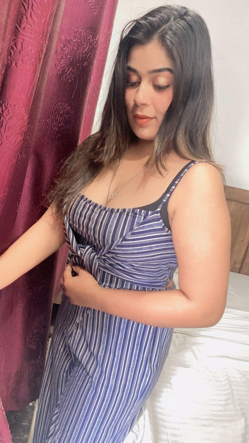  call girls service in Badshahpur